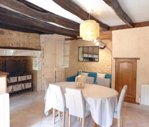 Maison de 2 chambres avec jardin clos et wifi a Prats de Carlux
