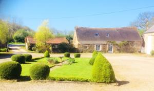 Maison de 2 chambres avec jardin clos et wifi a Sainte Colombe