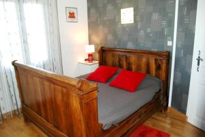 Maison de 2 chambres avec jardin et wifi a Lendou en Quercy a 7 km de la plage