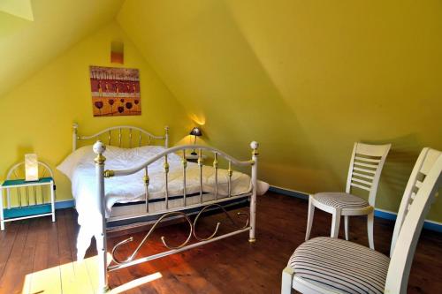 Maison de 2 chambres avec piscine partagee a Pluduno
