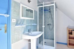 Maison de 2 chambres avec piscine partagee a Pluduno