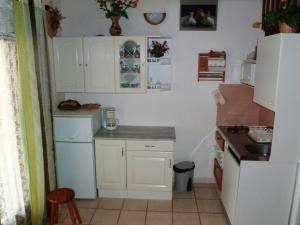 Maison de 2 chambres avec piscine partagee et jardin clos a Gruissan