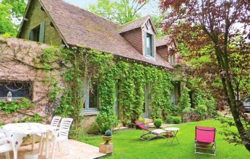 Maison de 2 chambres avec piscine partagee jardin amenage et wifi a Saint Branchs