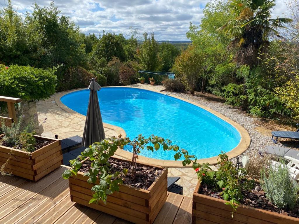 Maison de 2 chambres avec piscine privee jardin amenage et wifi a Bruniquel Al roc Chemin des Privats, 82800 Bruniquel