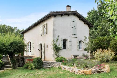 Maison de 2 chambres avec piscine privee jardin amenage et wifi a Bruniquel