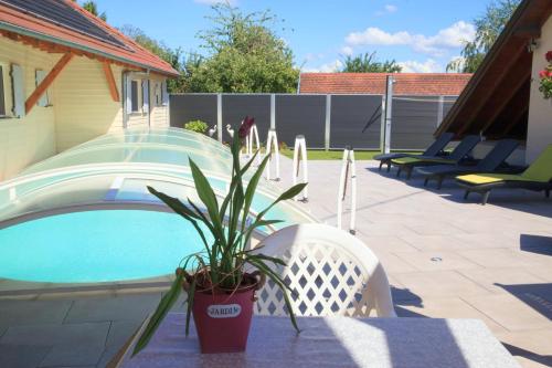 Maison de 2 chambres avec piscine privee sauna et jardin clos a Gertwiller