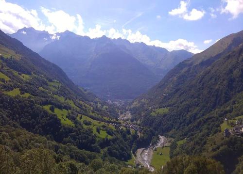 Maison de 2 chambres avec terrasse amenagee a Betpouey a 8 km des pistes