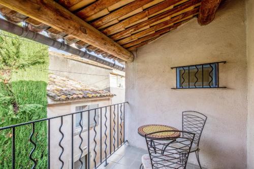 Maison de 2 chambres avec vue sur la ville et wifi a Bonnieux