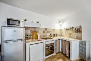 Maison de vacances Maison de 2 chambres avec vue sur la ville et wifi a Bonnieux 5 Rue Raspail 84480 Bonnieux Provence-Alpes-Côte d\'Azur