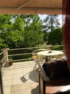 Maison de 2 chambres avec vue sur le lac et jardin a Saint Hippolyte du Fort