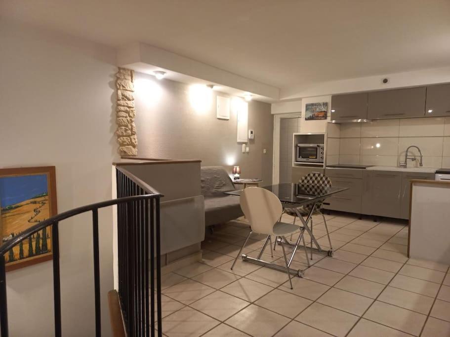Maison de 2 chambres avec wifi a Honfleur