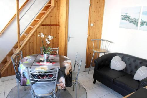 Maison de 2 chambres avec wifi a Pontorson