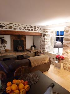Maison de 3 chambres a Lanarce a 800 m de la plage avec sauna et jardin clos