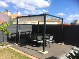 Maison de 3 chambres a Saint Hilaire de Riez a 200 m de la plage avec jardin clos et wifi