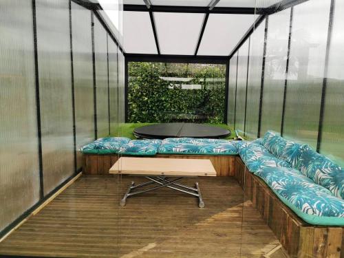 Maison de 3 chambres avec jacuzzi jardin clos et wifi a Saint Germain d'Aunay