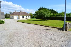 Maison de vacances Maison de 3 chambres avec jardin amenage a La Haye 5 Impasse verrand Lieu dit glatigny 50250 Glatigny Normandie