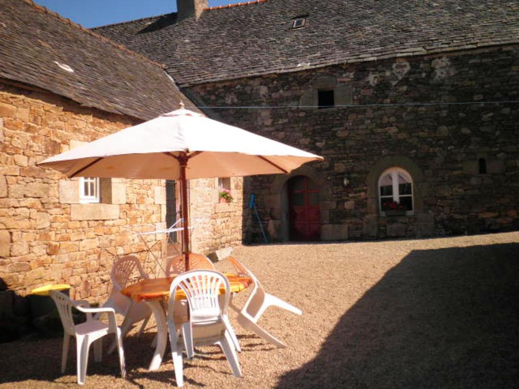 Maison de 3 chambres avec jardin amenage a Sibiril a 3 km de la plage Grand Cloitre, 29250 Sibiril