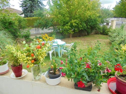 Maison de 3 chambres avec jardin amenage et wifi a Dampierre en Burly
