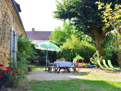 Maison de 3 chambres avec jardin amenage et wifi a Prats de Carlux