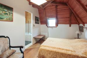 Maison de 3 chambres avec jardin amenage et wifi a Senezergues