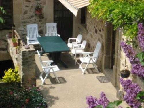 Maison de 3 chambres avec jardin clos a Compolibat