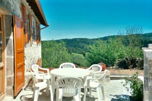 Maison de vacances Maison de 3 chambres avec jardin clos a Saint Pal de Senouire Vedieres basse 43160 Saint-Pal-de-Senouire Auvergne