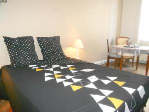 Maison de 3 chambres avec jardin clos et wifi a Airvault