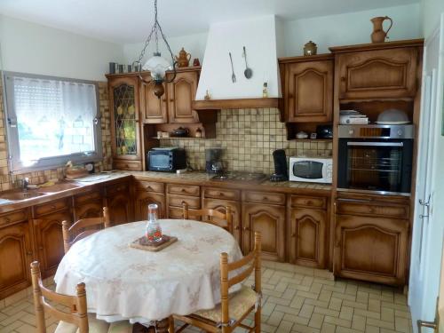 Maison de 3 chambres avec jardin clos et wifi a Hillion a 4 km de la plage