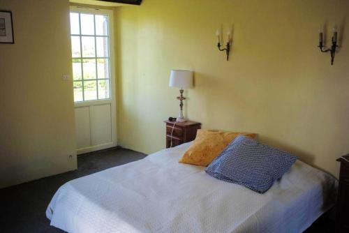 Maison de 3 chambres avec jardin clos et wifi a Landevieille
