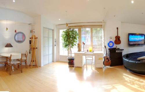 Maison de 3 chambres avec jardin clos et wifi a Montlucon