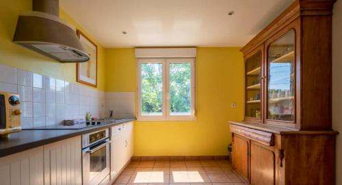 Maison de 3 chambres avec jardin clos et wifi a Moussy