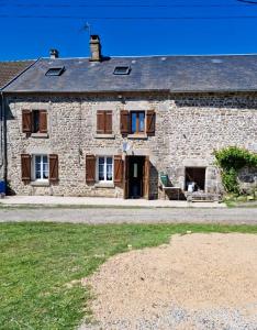 Maison de vacances Maison de 3 chambres avec jardin clos et wifi a Saint Georges la Pouge 3 La Rougerie Creuse, Nouvelle-Aquitaine 23250 Saint-Georges-la-Pouge Limousin