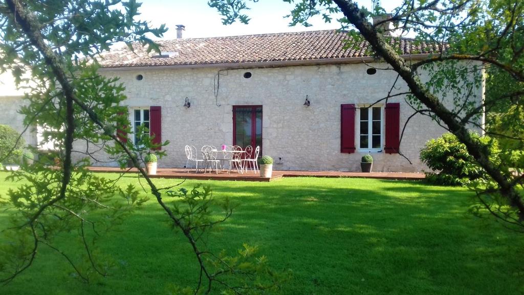 Maison de 3 chambres avec jardin et wifi a Eymet 21 chemin de la Canevelle Chemin de la Rodde, 24500 Eymet