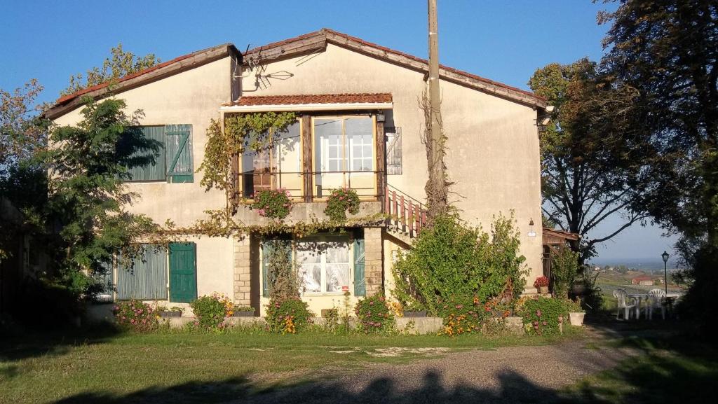 Maison de 3 chambres avec piscine partagee jardin clos et wifi a Moissac Boudou Lieu-dit Sèges, 82200 Moissac