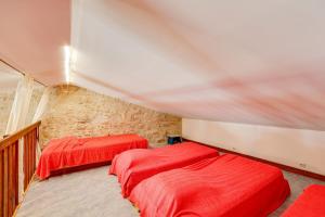 Maison de 3 chambres avec piscine partagee terrasse amenagee et wifi a Lagrasse