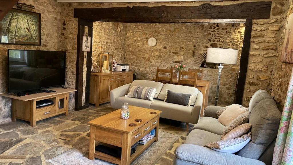 Maison de 3 chambres avec piscine privee jardin amenage et wifi a Negrondes Rue des Scieries Dordogne, Nouvelle-Aquitaine, 24460 Négrondes