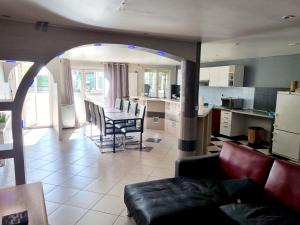 Maison de 3 chambres avec spa terrasse et wifi a Marsannay la Cote