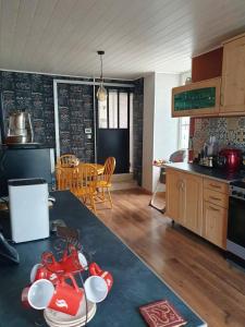 Maison de 3 chambres avec terrasse amenagee et wifi a Nuits