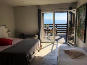 Maison de 3 chambres avec vue sur la mer jardin clos et wifi a Cargese