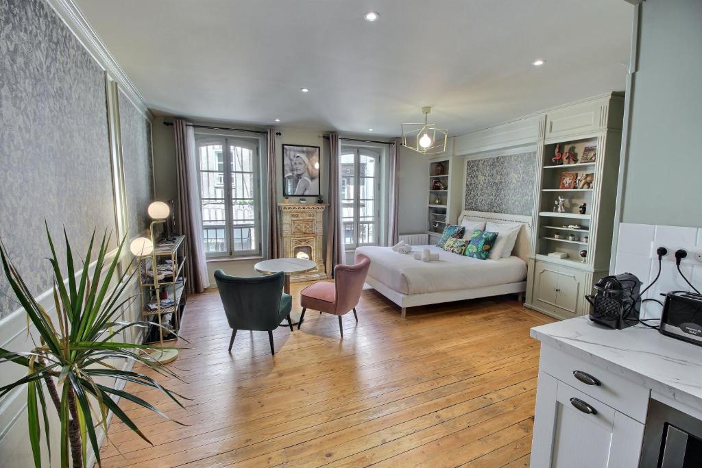 Maison de 3 chambres avec vue sur la ville et jardin clos a Saint Michel en l'Herm a 8 km de la plage 85580 Saint-Michel-en-lʼHerm
