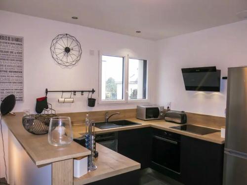 Maison de 4 chambres a Arzon a 300 m de la plage avec jardin amenage et wifi
