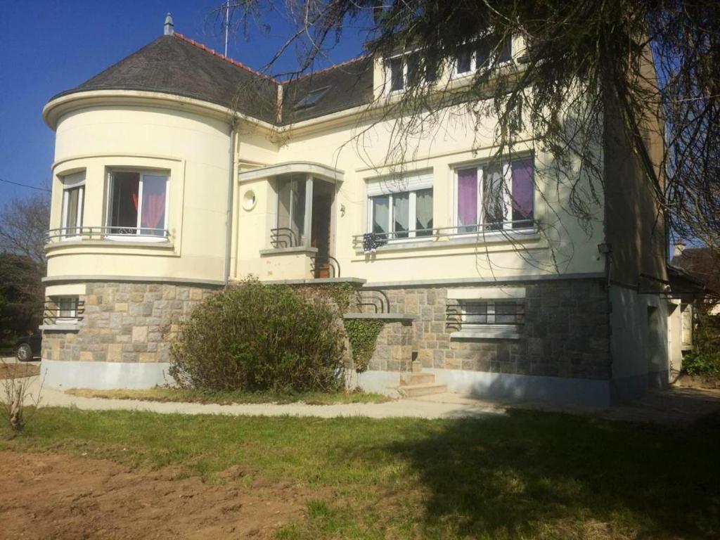 Maison de 4 chambres avec jardin clos a Val d'Oust 1 Avenue Yves Rober Morbihan, Bretagne, 56460 La Chapelle-Caro