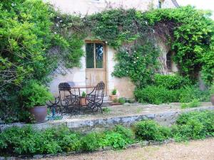 Maison de vacances Maison de 4 chambres avec jardin clos et wifi a Coudray au Perche Manoir de Courcelles 28330 Coudray-au-Perche Région Centre