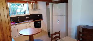 Maison de 4 chambres avec jardin clos et wifi a Hourtin