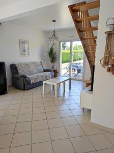 Maison de 4 chambres avec jardin clos et wifi a Tregomeur a 5 km de la plage