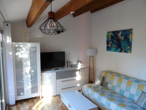 Maison de 46m² toute équipée, plage de la roquille