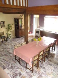 Maison de 5 chambres avec piscine partagee et terrasse amenagee a Queyssac