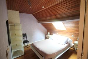 Maison de 5 chambres avec piscine partagee et terrasse amenagee a Queyssac