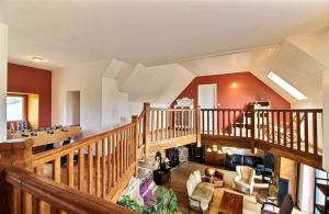 Maison de 6 chambres avec jacuzzi jardin amenage et wifi a Plougonven