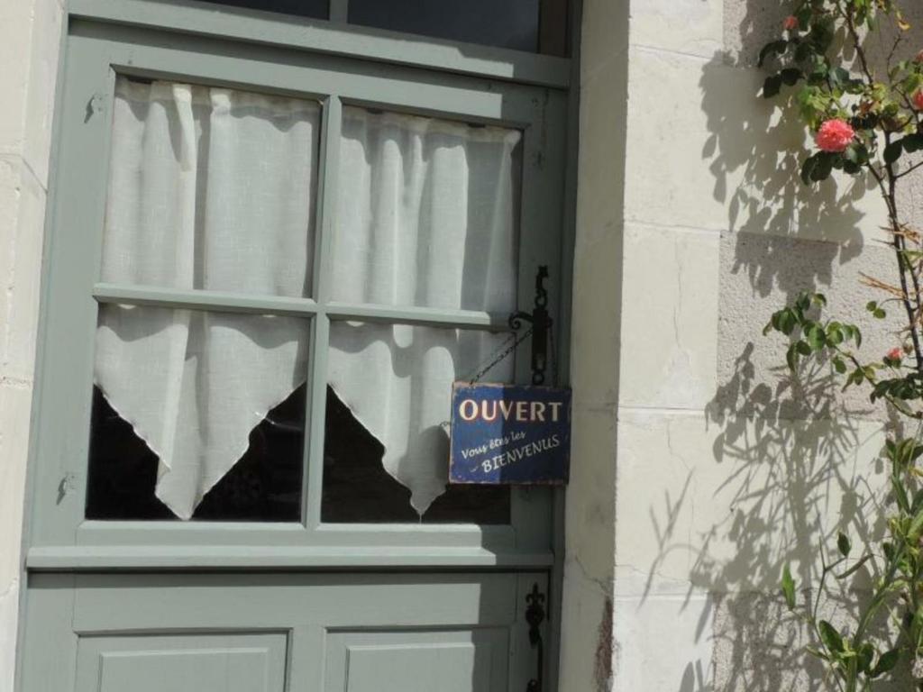 Maison de 6 chambres avec vue sur la ville jardin clos et wifi a Murol 63790 Murol